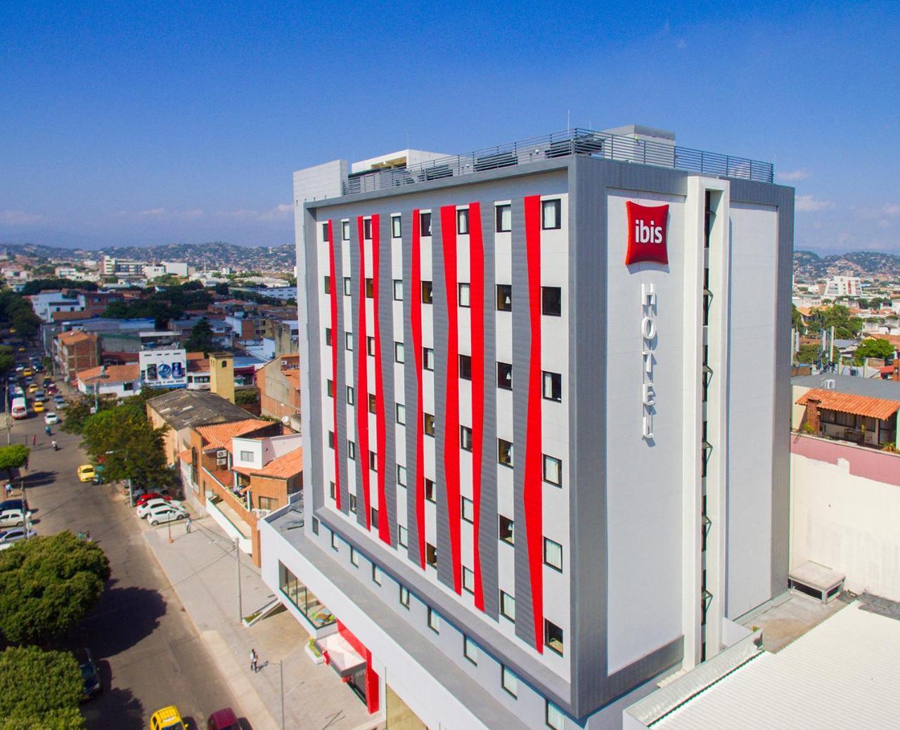 Ibis Cucuta Hotel Exterior photo